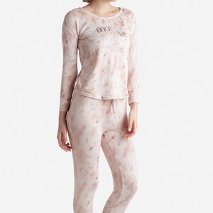 NEW Danskin Ribbed Pajama Set
